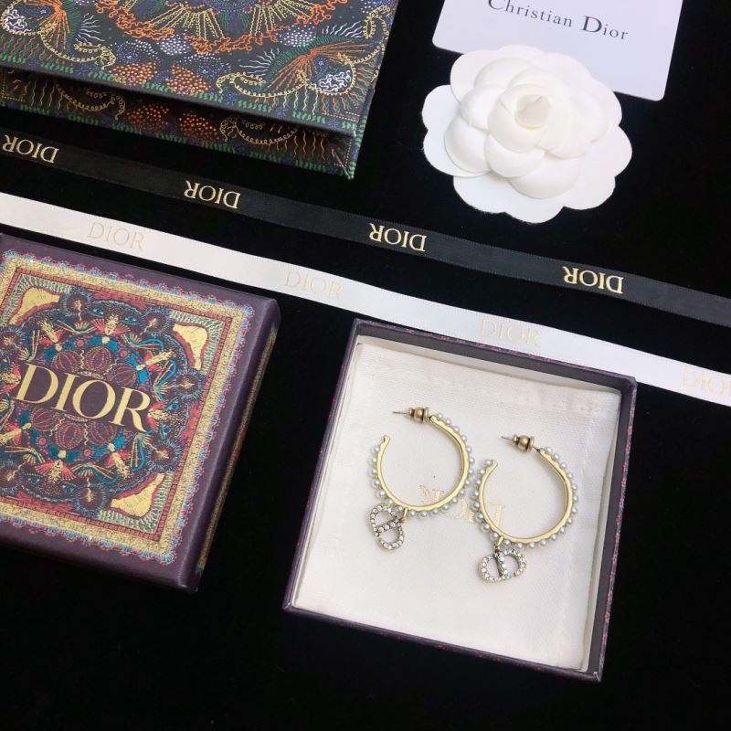 chr1st1an D10r earrings